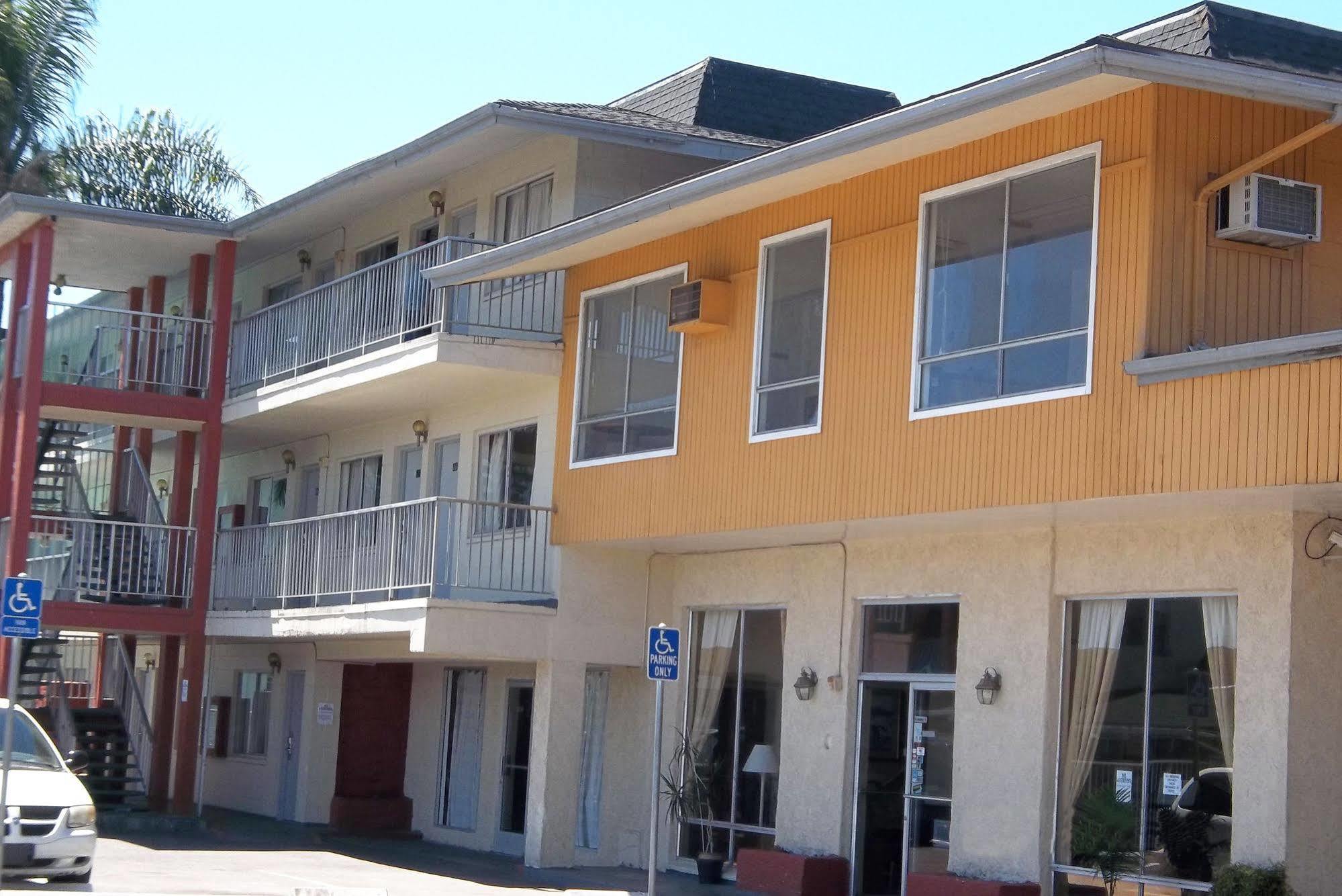 Heritage Inn Express Hayward Exterior foto
